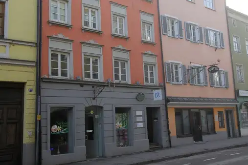 im Denkmalschutzobjekt mit TOP-Rendite!