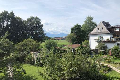 Blick vom Balkon - Grundstück in 83024 Rosenheim mit 790m² kaufen