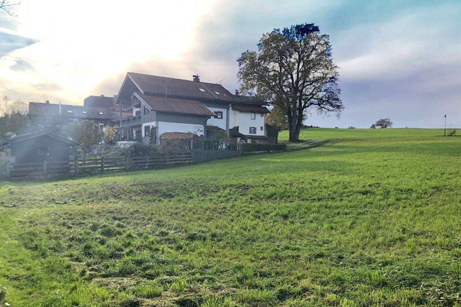 Blick in Richtung Südwest - Grundstück in 83139 Söchtenau mit 744m² kaufen