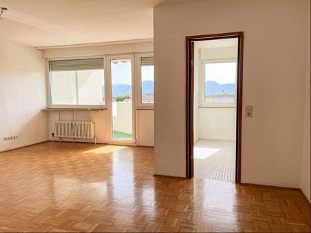 Wohnen - Küche - Etagenwohnung in 83022 Rosenheim mit 70m² kaufen