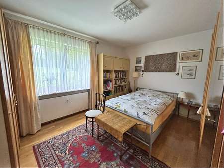 Schlafzimmer - Erdgeschosswohnung in 83022 Rosenheim mit 78m² kaufen