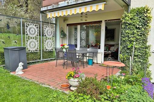 Terrasse - Erdgeschosswohnung in 83022 Rosenheim mit 78m² kaufen