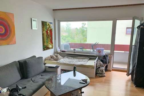 Wohn-/Schlafbereich - Etagenwohnung in 83026 Rosenheim mit 38m² kaufen
