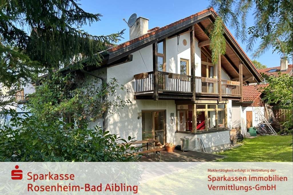 Hausansicht - Doppelhaushälfte in 83043 Bad Aibling mit 109m² kaufen