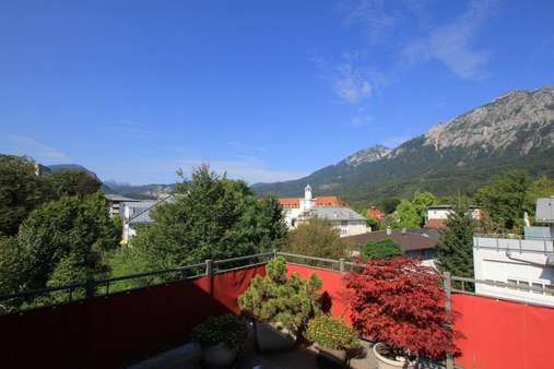 Dachterrasse mit Bergblick - Dachgeschosswohnung in 83435 Bad Reichenhall mit 186m² kaufen