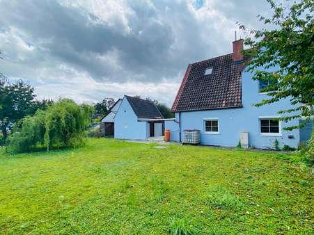 Garten - Doppelhaushälfte in 84478 Waldkraiburg mit 161m² kaufen