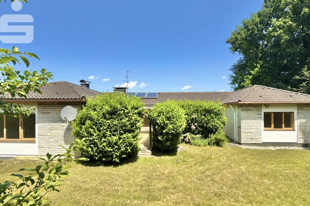 Blick von Süden Blick von Süden - Bungalow in 84562 Mettenheim mit 200m² kaufen