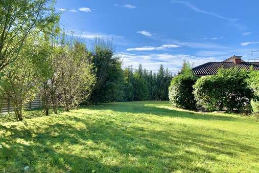 Herrlicher Garten - Bungalow in 84562 Mettenheim mit 200m² kaufen