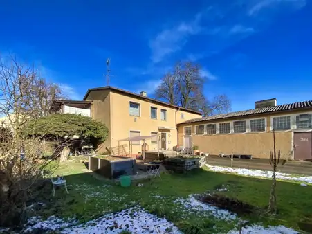 Wohn- und Geschäftshaus in Mettenheim mit viel Potenzial