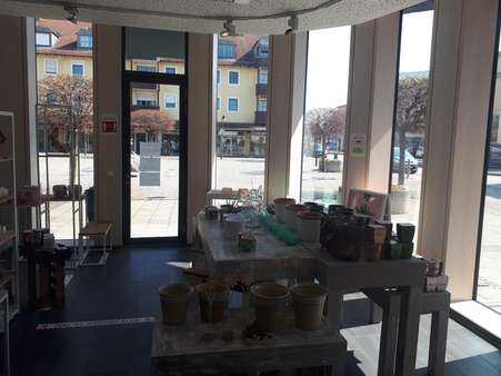 Mietobjekt Innenansicht Mietobjekt Innenansicht - Büro in 84518 Garching mit 49m² mieten