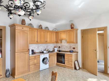 Wohnküche im Erdgeschoss Wohnküche im Erdgeschoss - Zweifamilienhaus in 84453 Mühldorf mit 200m² als Kapitalanlage kaufen