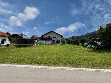 Grundstück - Grundstück in 84518 Garching mit 866m² kaufen