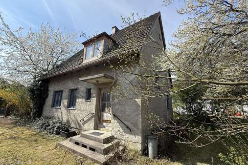 Hausansicht - Grundstück in 84513 Töging mit 611m² kaufen