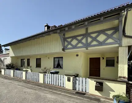 Teilausgebautes Haus in Waldkraiburg