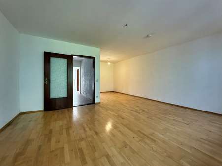 Wohn- und Essbereich Wohn- und Essbereich - Reihenmittelhaus in 84478 Waldkraiburg mit 147m² kaufen