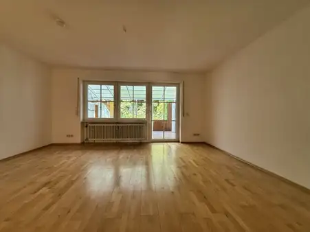 großzügiges Reihenmittelhaus in ruhiger Lage