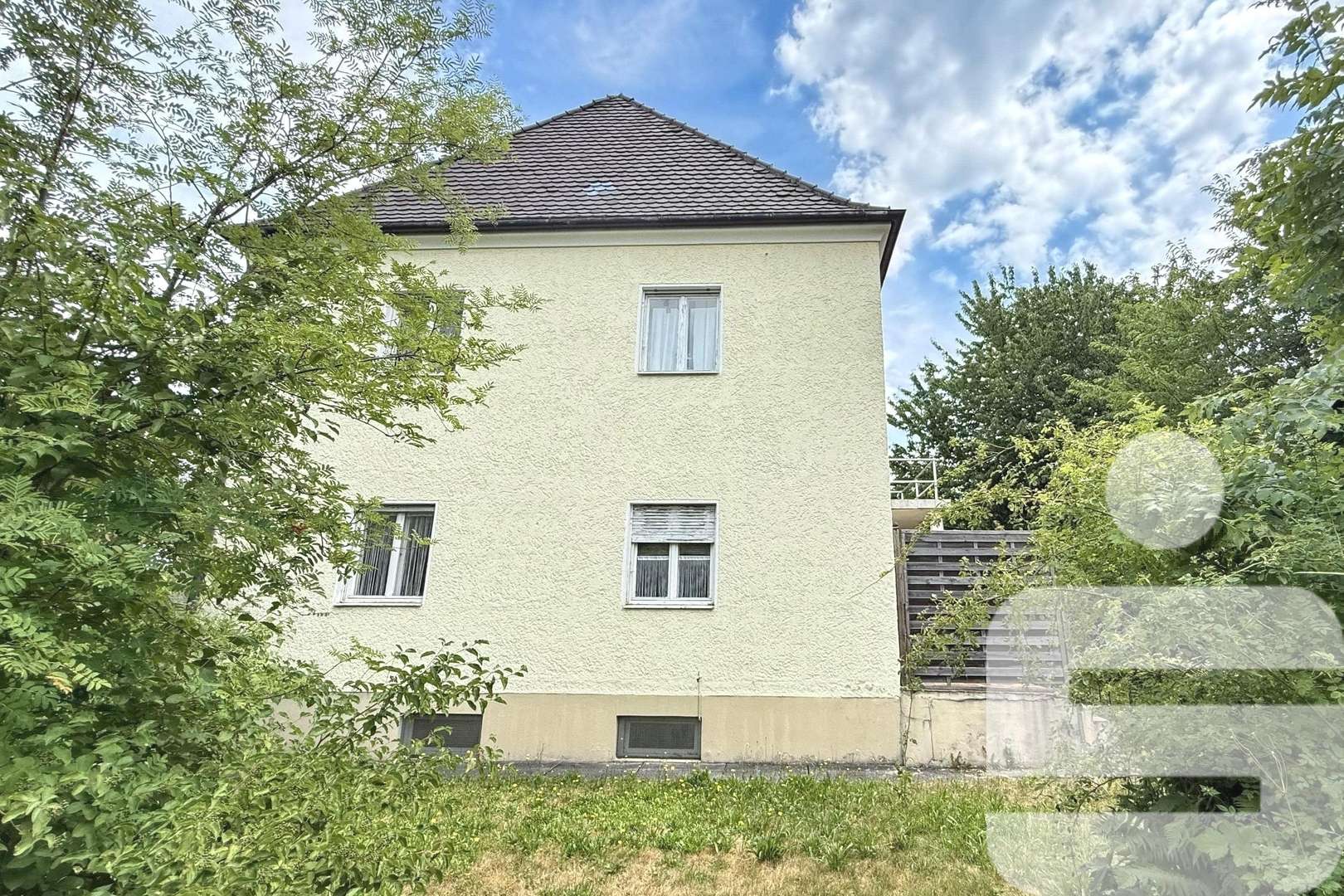 Hausansicht Westen Hausansicht Westen - Einfamilienhaus in 84503 Altötting mit 129m² kaufen