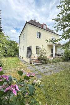 Südansicht Südansicht - Einfamilienhaus in 84503 Altötting mit 129m² kaufen