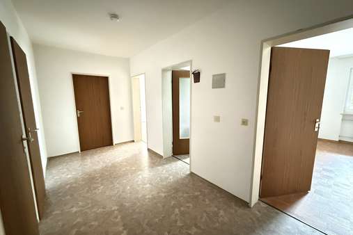 Flur Flur - Etagenwohnung in 84513 Töging mit 88m² kaufen