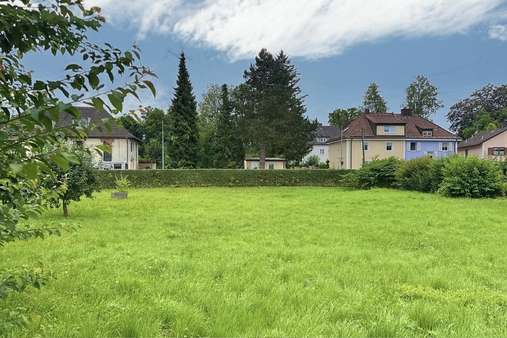 Blick in Richtung Süden - Grundstück in 84453 Mühldorf mit 1296m² kaufen