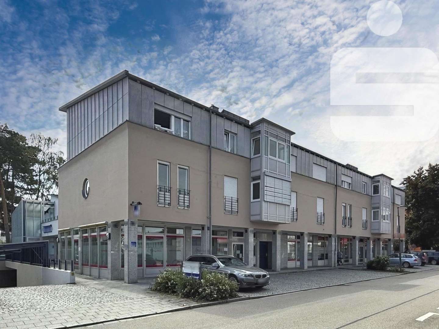 Wohn- und Geschäftshaus - Bürohaus in 84478 Waldkraiburg mit 480m² kaufen