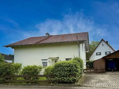 Charmantes Einfamilienhaus in Waldkraiburg zu verkaufen