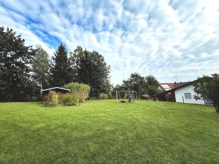 Grundstück in 84431 Heldenstein mit 791m² kaufen