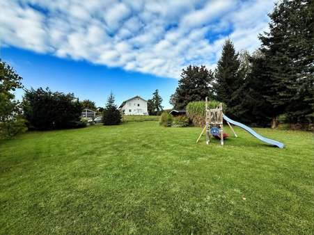 Grundstück in 84431 Heldenstein mit 791m² kaufen