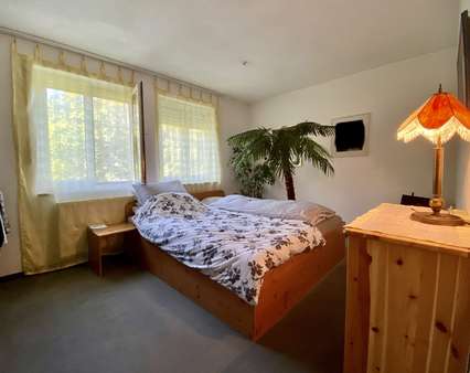 Schlafzimmer - Etagenwohnung in 83527 Haag mit 57m² kaufen