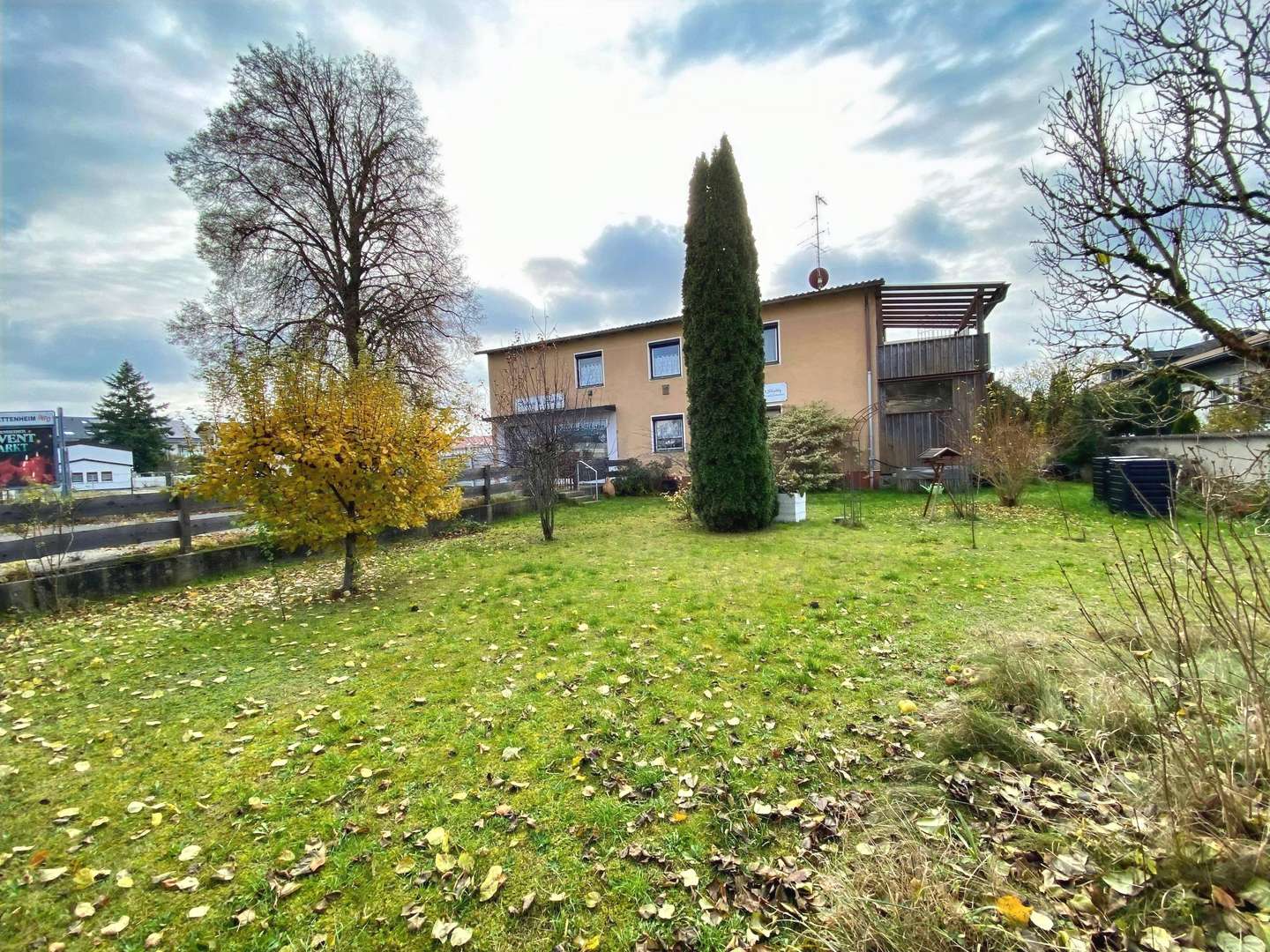 Hausansicht vom Garten - Mehrfamilienhaus in 84562 Mettenheim mit 167m² kaufen