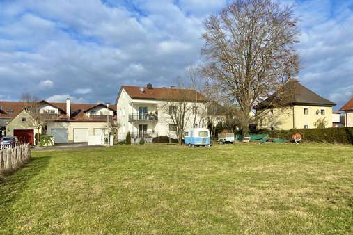 Blick von Süden - Grundstück in 84453 Mühldorf mit 1900m² kaufen