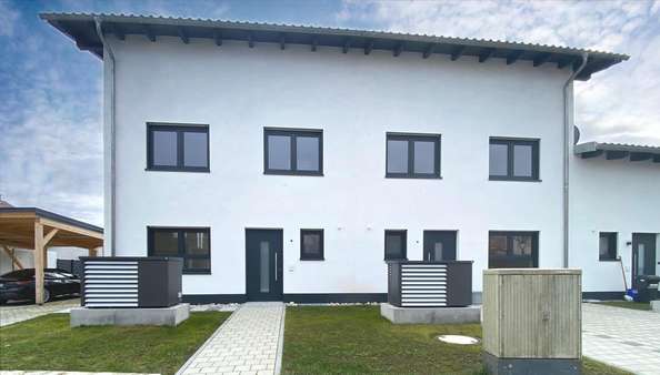 Hausansicht Norden - Reiheneckhaus in 84478 Waldkraiburg mit 150m² kaufen