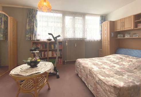 Schlafzimmer - Etagenwohnung in 84478 Waldkraiburg mit 62m² kaufen