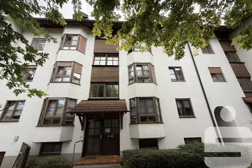 2,5-Zimmer-Dachgeschosswohnung in Neuötting