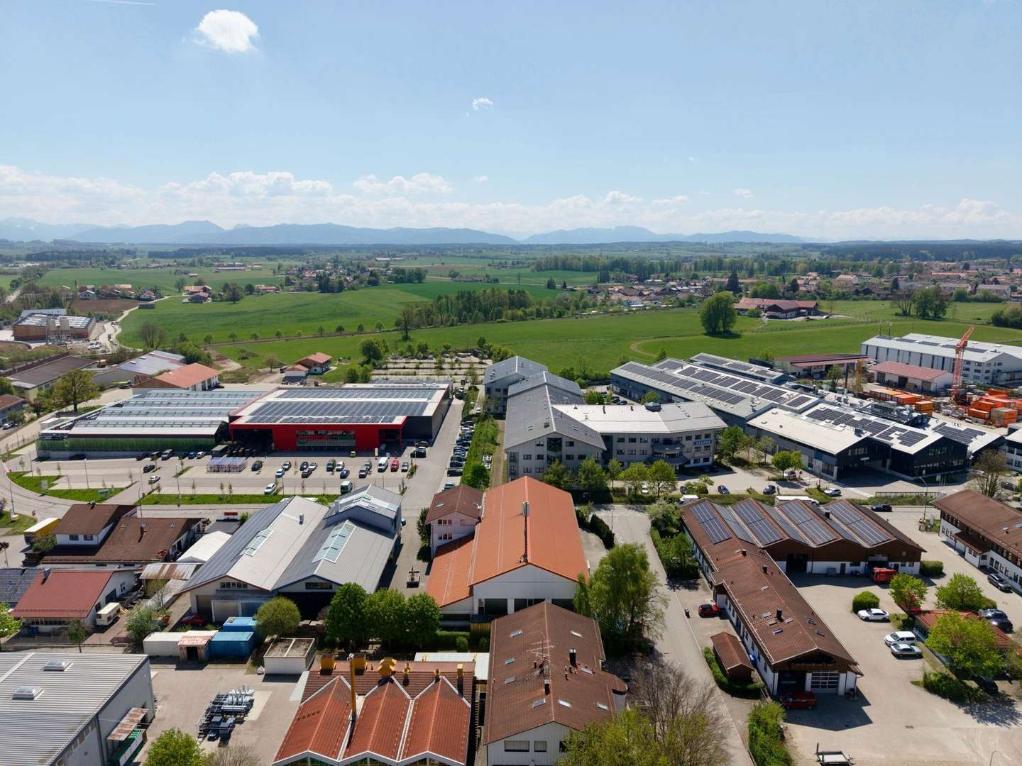 Außenansicht - Halle in 83607 Holzkirchen mit 1162m² kaufen