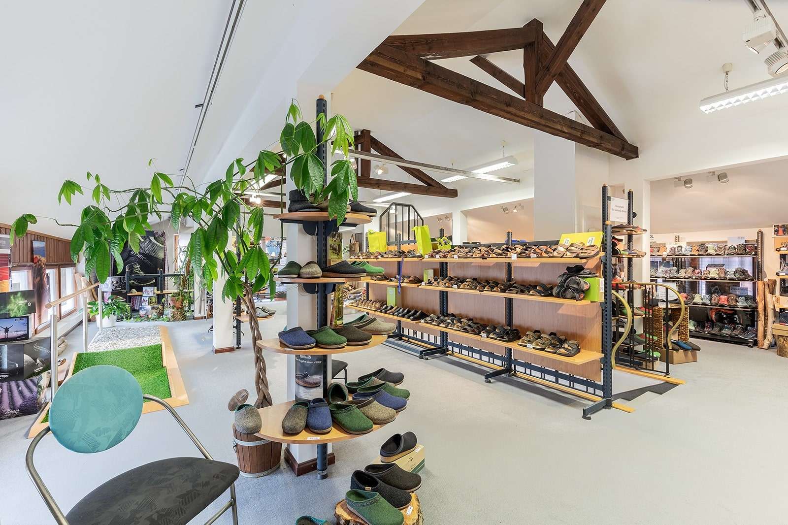 Laden OG - Bürohaus in 83707 Bad Wiessee mit 449m² kaufen
