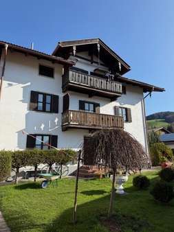 Außenansicht - Etagenwohnung in 83727 Schliersee mit 50m² kaufen