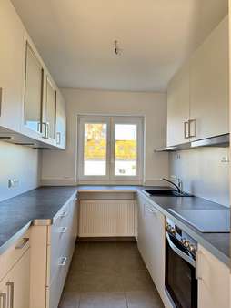 Küche - Etagenwohnung in 83624 Otterfing mit 73m² kaufen