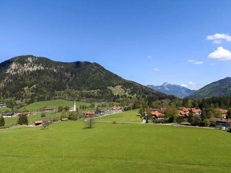 Blick Richtung Wendelstein Blick Richtung Wendelstein - Grundstück in 83727 Schliersee mit 838m² kaufen