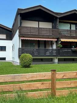 Außenansicht Balkon - Etagenwohnung in 83727 Schliersee mit 38m² kaufen