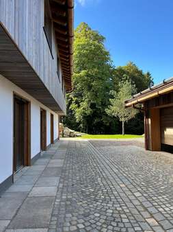 Außenansicht Außenansicht - Bauernhaus in 83703 Gmund mit 1260m² kaufen
