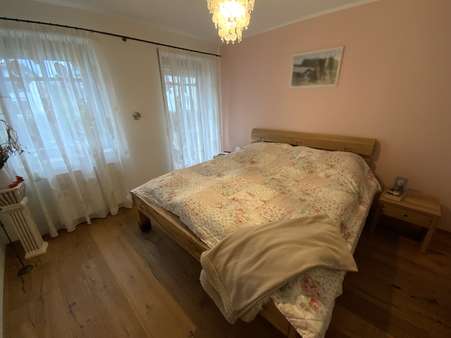 Schlafzimmer - Etagenwohnung in 83209 Prien mit 83m² kaufen