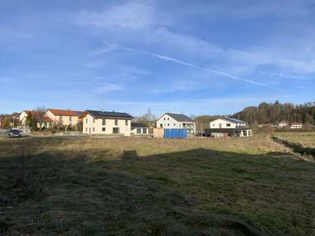 Blick Richtung Nord-Ost - Grundstück in 84424 Isen mit 1719m² kaufen
