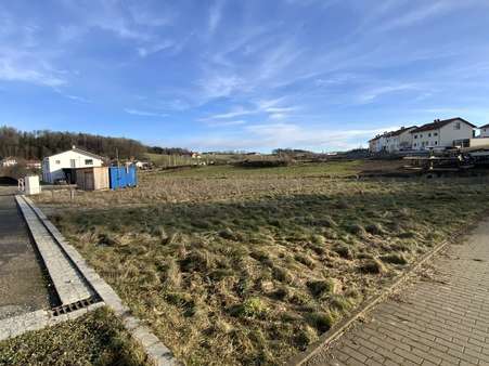 Blick Richtung Süd-Ost - Grundstück in 84424 Isen mit 1719m² kaufen