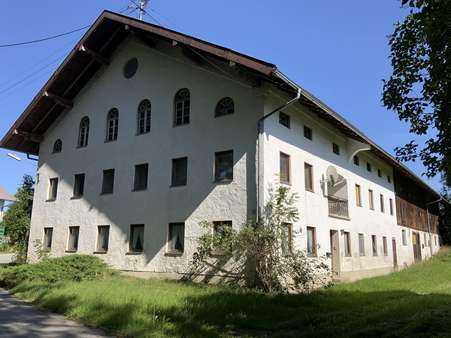 Hausansicht - Bauernhaus in 83549 Eiselfing mit 150m² kaufen