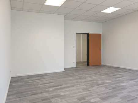 Meeting 2 - Büro in 83128 Halfing mit 200m² mieten