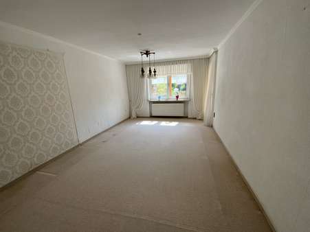 Wohnzimmer Wohnzimmer - Reihenmittelhaus in 83512 Reitmehring mit 100m² kaufen