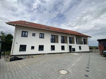 Hausansicht Hausansicht - Etagenwohnung in 83549 Eiselfing mit 57m² mieten