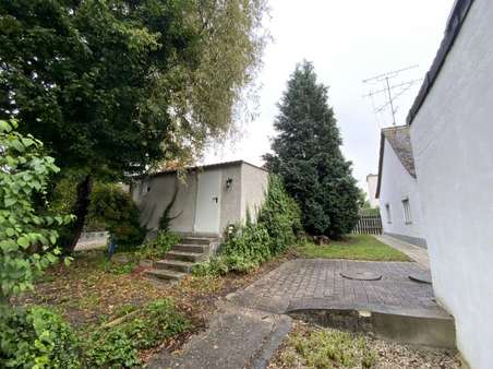 Ansicht Garage - Einfamilienhaus in 84036 Landshut mit 110m² kaufen