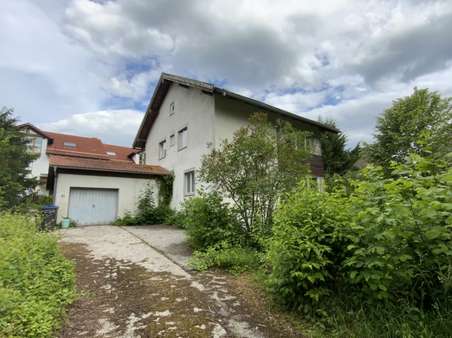 Blick auf den Altbestand - Grundstück in 83512 Wasserburg mit 1028m² kaufen